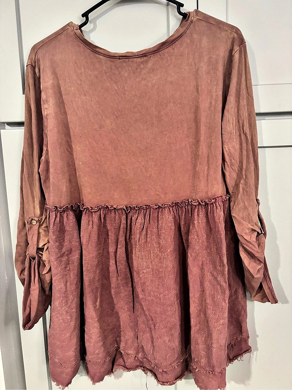 Altar’d State Distressed Hem tunic in Pink Size Large